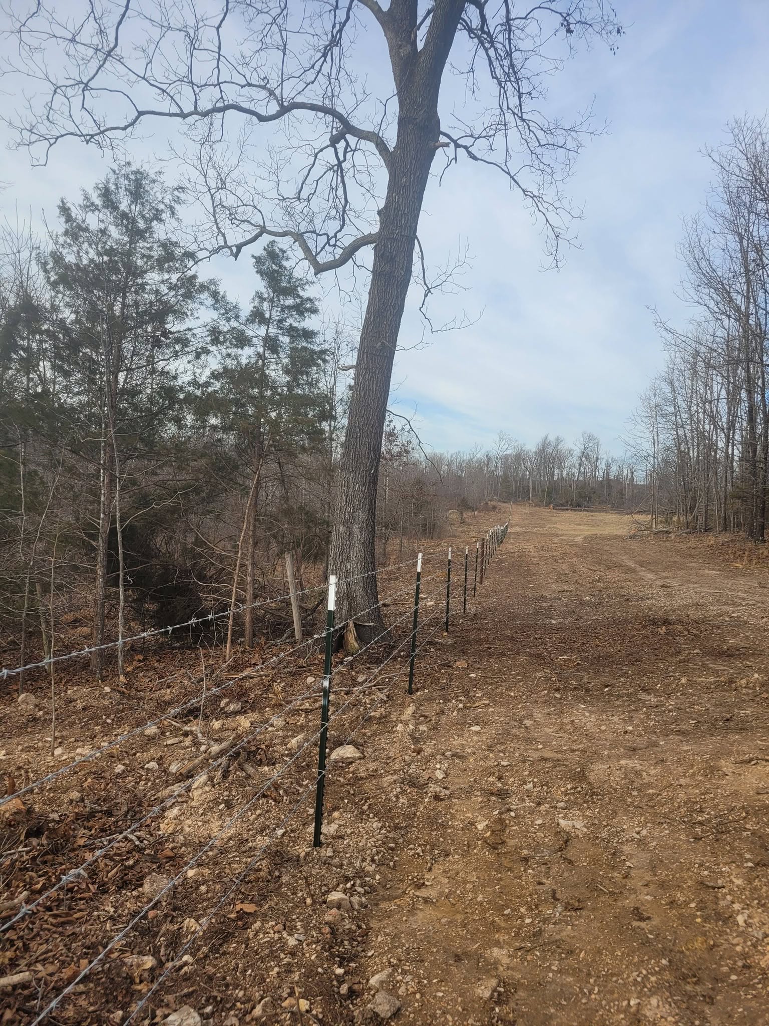 1.5-Mile Barbwire Fence, Gates & H-Braces